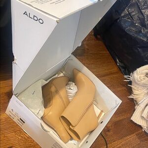 NWT ALDO Beige Heeled Ankle Boots